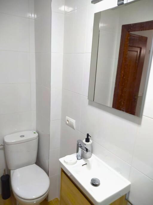 La Torre Del Reloj Apartment Ponferrada Luaran gambar